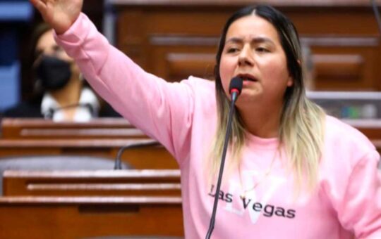 Tania Ramírez: “Gracias al fujimorismo tienen 32 años de paz, desarrollo y democracia, malagradecidos”