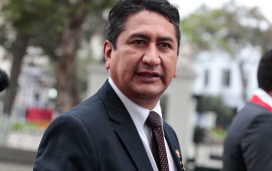 PJ dicta cuatro años de prisión efectiva contra Vladimir Cerrón por caso Aeródromo Wanka