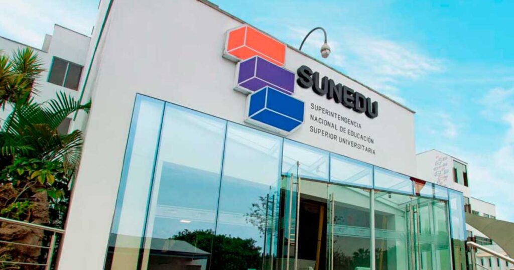 Sunedu ya cuenta con nuevo Consejo Directivo el marco de la ‘nueva ley universitaria’