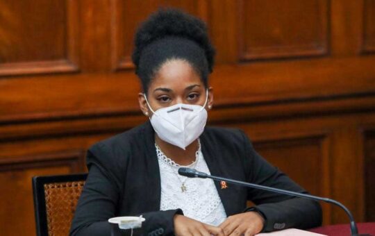 Rosangella Barbarán: “Muchos congresistas están buscando un pretexto para quedarse”