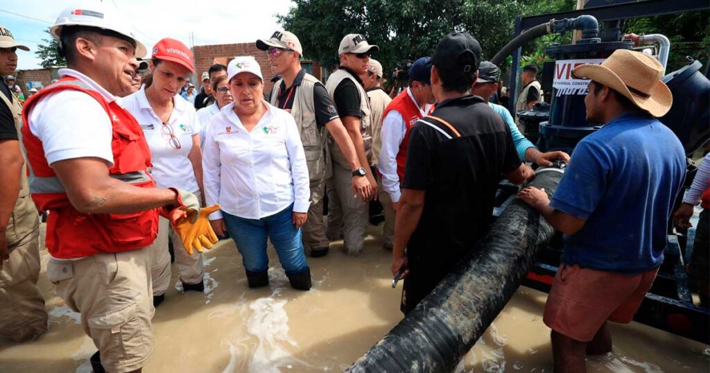 Dina Boluarte anuncia 500 millones de soles para atender emergencia por lluvias en Piura