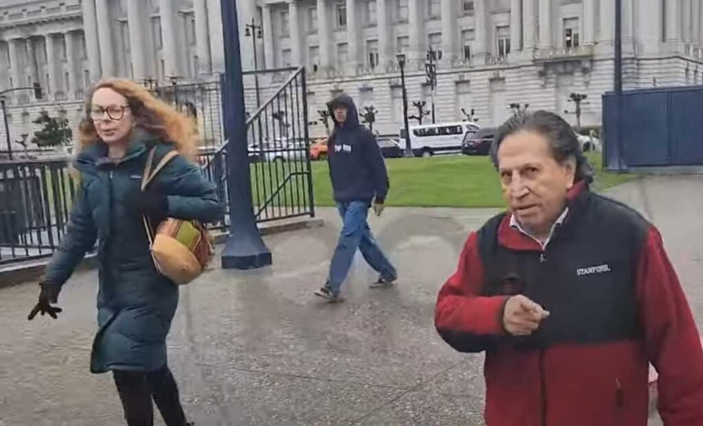 Alejandro Toledo se molesta tras ser captado en EE.UU.: “No sea impertinente. No te permito” | VIDEO