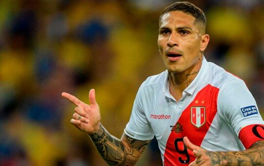 El depredador Paolo Guerrero será convocado para los amistosos ante Japón y Corea del Sur