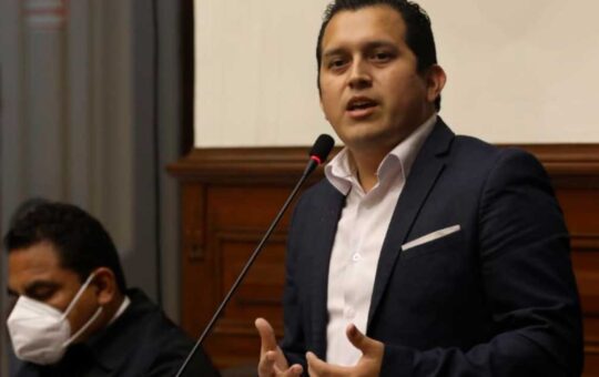 Fiscalía pide que José Luna Morales pague S/500 mil de caución en 5 días