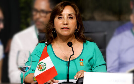 Perú Libre ya inició recolección de firmas para presentar moción de vacancia contra Dina Boluarte
