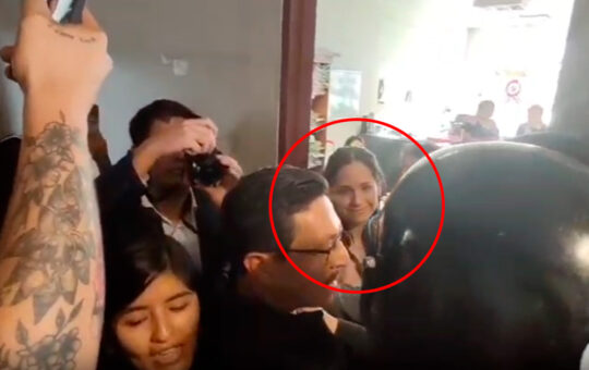 “Fuera”, “Nosotros no queremos terroristas”