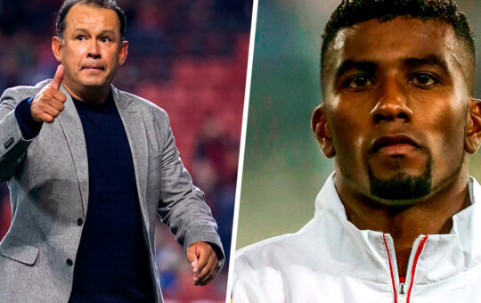 Reynoso convocó a Carlos Ascues tras las salidas de Anderson Santamaría y Pedro Aquino