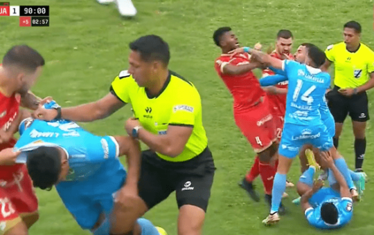 Así fue la broncaza que se armó en el partido entre ADT y Sport Huancayo