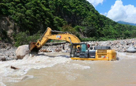 GOBIERNO REGIONAL DE CAJAMARCA SE ENCUENTRA TRABAJANDO EN LA DESCOLMATACIÓN DE QUEBRADAS Y RÍOS ANTE EL PRÓXIMO FENÓMENO DE EL NIÑO – RCR Peru