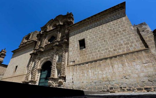 FOTOLIBRO “CAJAMARCA, BELLEZA, SOLEDAD Y CORAJE” SERÁ PRESENTADO EN ESPAÑA PARA MAYO DEL 2024  – RCR Peru