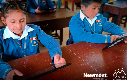 PROYECTO “ESCUELAS FELICES” DE NEWMONT-ALAC AYUDÓ EN EL RETORNO DE ESCOLARES A LA PRESENCIALIDAD – RCR Peru