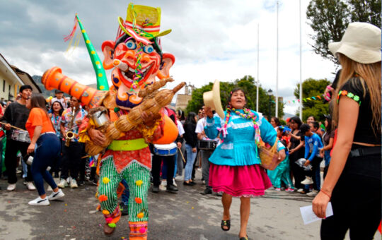 CAJAMARCA ESPERA HASTA 50 MIL TURISTAS POR CARNAVAL – RCR Peru