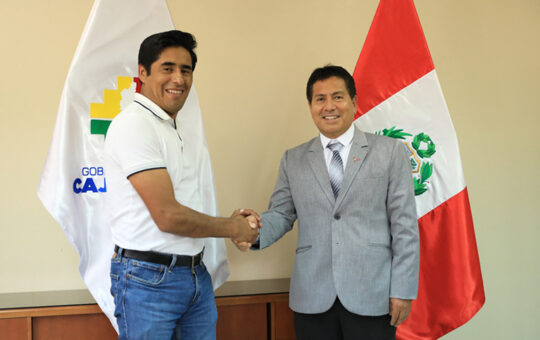 IPD Y GORE CAJAMARCA EVALÚAN COLABORAR PARA HABILITAR CANCHA DE ESTADIO HÉROES DE SAN RAMÓN PARA LIGA 1 – RCR Peru