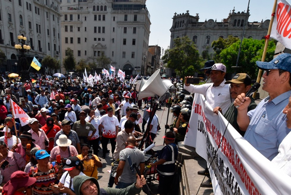 CGTP CONVOCA A PARO NACIONAL CÍVICO POPULAR EL 19 DE JULIO PARA RECUPERAR LA DEMOCRACIA – RCR Peru