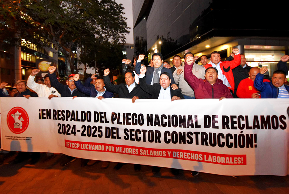 CONSTRUCCIÓN CIVIL DE CAJAMARCA RESPALDA TOTALMENTE A FTCCP EN NEGOCIACIÓN COLECTIVA – RCR Peru