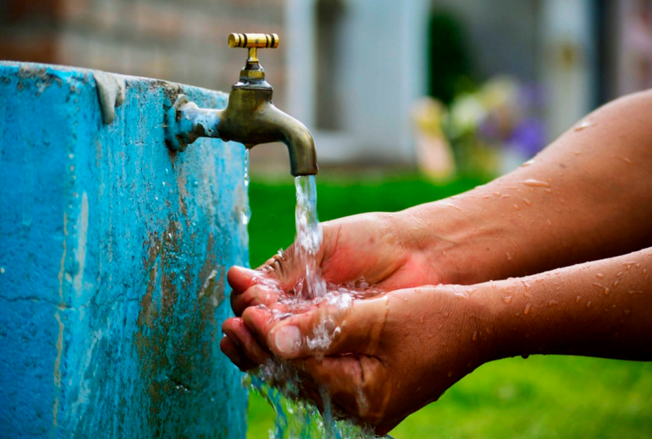 SE REQUIERE INVERSIÓN PARA QUE MÁS PERSONAS ACCEDAN A AGUA Y DESAGÜE – RCR Peru