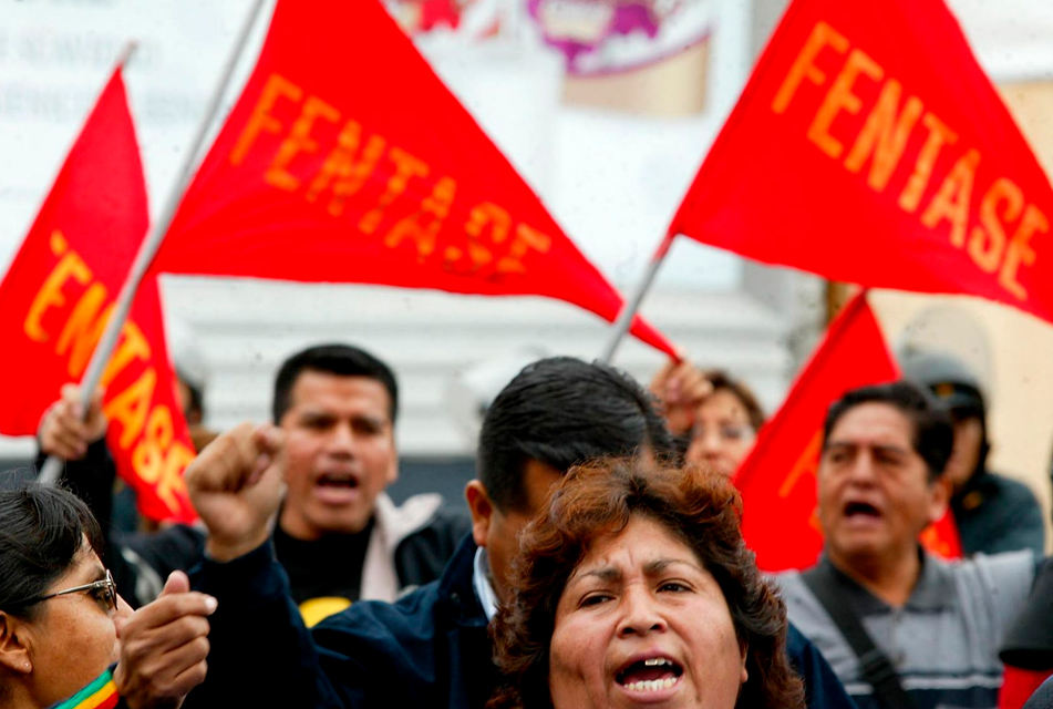 NEGOCIACIÓN COLECTIVA CONSIGUIÓ MEJORAS REMUNERATIVAS PARA TRABAJADORES ESTATALES – RCR Peru