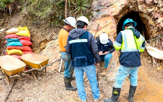 HAY UN AVANCE DE LA ACTIVIDAD MINERA ILEGAL EN CAJAMARCA – RCR Peru