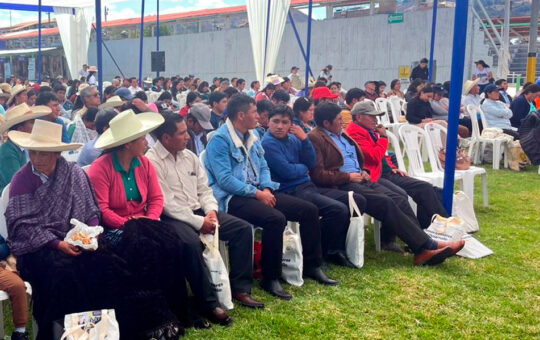 ALCALDES AFIRMAN QUE “PROGRAMA ‘GESTORES DEL DESARROLLO’ CONTRIBUIRÁ CON EL DESARROLLO DE SUS COMUNIDADES”  – RCR Peru