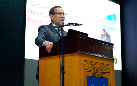 HAY 11 PROYECTOS VALORIZADOS EN US$ 13,948 MILLONES QUE PUEDEN EMPEZAR EN SUS PLAZOS PREVISTOS – RCR Peru