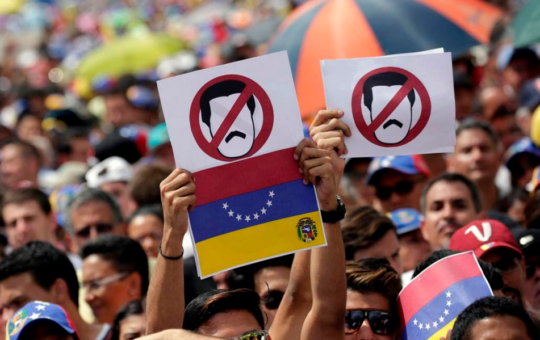 DENUNCIAN POSIBLE FRAUDE ELECTORAL EN VENEZUELA PARA EVITAR LA INMINENTE DERROTA DE NICOLÁS MADURO – RCR Peru