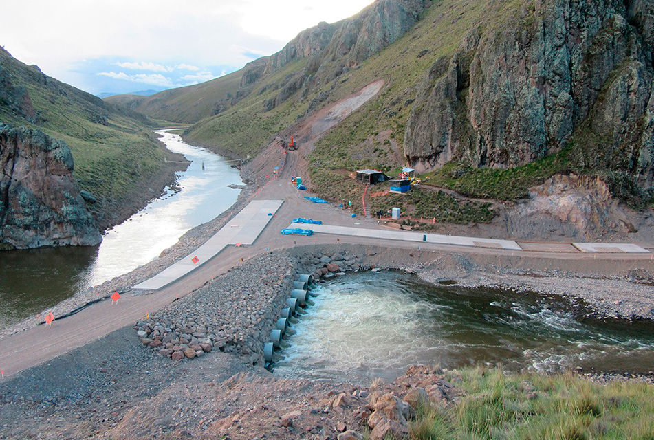 TRANSFERENCIA DE MAJES SIGUAS AL GOBIERNO CENTRAL ERA LO MÁS CONSECUENTE – RCR Peru