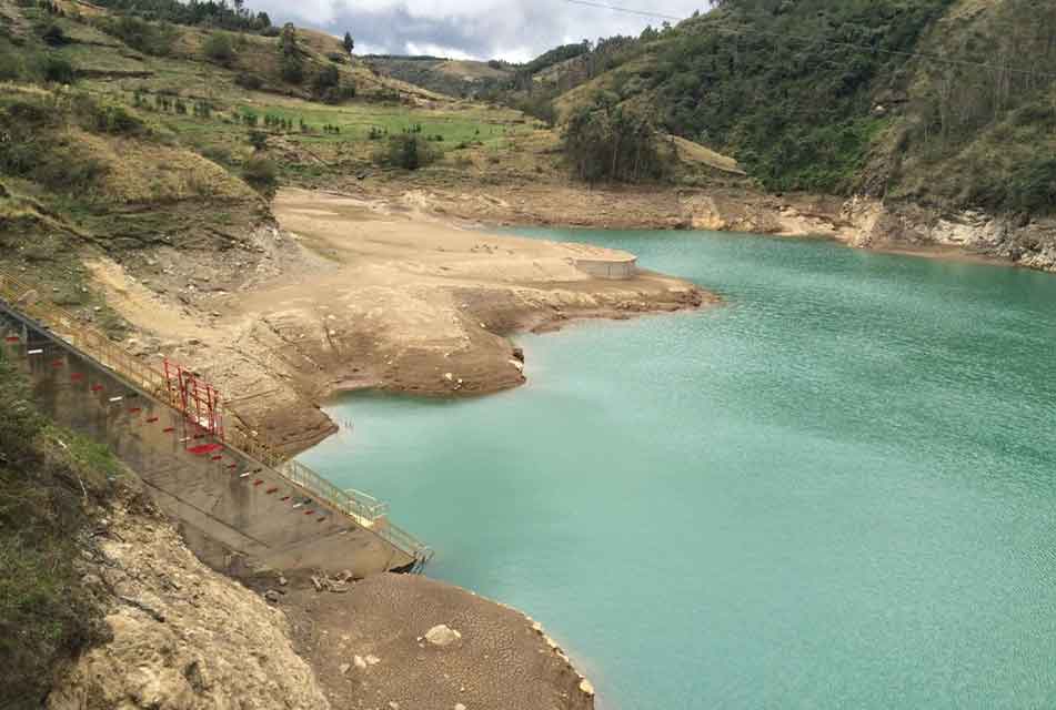 BRECHA DE SUMINISTRO DE AGUA EN LA CIUDAD DE CAJAMARCA LLEGA AL 50 POR CIENTO POR ESTIAJE – RCR Peru