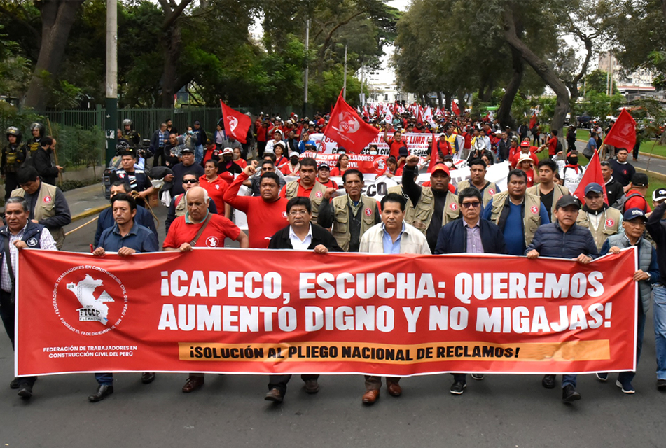 TRABAJADORES DE CONSTRUCCIÓN SE MOVILIZARÁN PARA EXIGIR A CAPECO UN AUMENTO DIGNO – RCR Peru