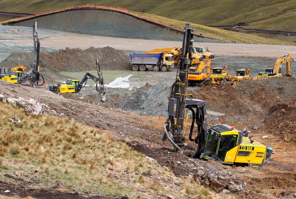 DETECTAN MINERÍA ILEGAL EN ZONA DE CONGA – RCR Peru