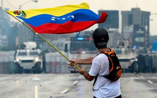 COMUNIDAD INTERNACIONAL SERÍA UN FACTOR FUNDAMENTAL PARA RESOLVER CRISIS POLÍTICA EN VENEZUELA – RCR Peru