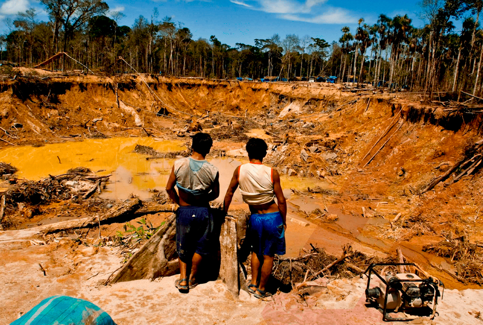 SE REQUIERE DE UNA ESTRATEGIA MULTISECTORIAL PARA COMBATIR LA MINERÍA ILEGAL Y UNA DECLARATORIA DE EMERGENCIA EN EL CORREDOR MINERO DE LA LIBERTAD – RCR Peru