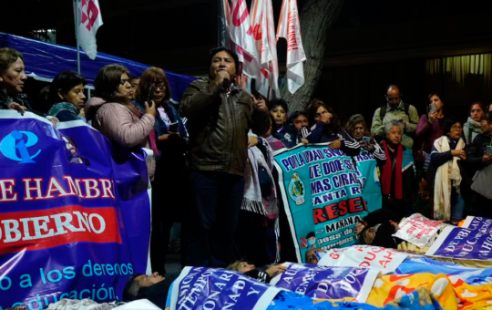 SUTEP SUSPENDE HUELGA DE HAMBRE POR EL GRAVE DETERIORO DE SALUD DE DOCENTES QUE VENÍAN ACATANDO ESTA MEDIDA DE FUERZA HACE SIETE DÍAS – RCR Peru