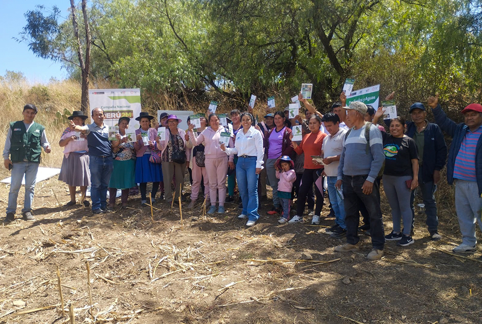 INIA INICIA ANÁLISIS DE LA CALIDAD DEL SUELO AGRARIO EN EL DISTRITO DE LURICOCHA – RCR Peru