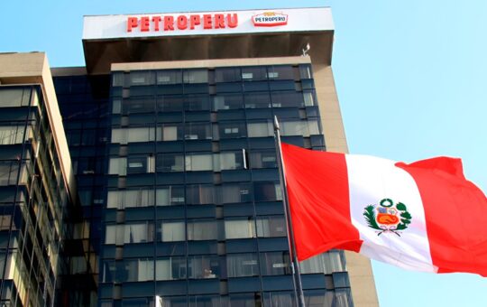 PETROPERÚ DEBE PASAR A UN PROCESO CONCURSAL CON LIQUIDACIÓN EN MARCHA – RCR Peru