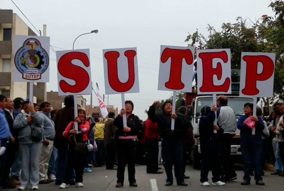 TENDENCIA EN MAGISTERIO ES CONVOCAR A HUELGA NACIONAL INDEFINIDA – RCR Peru