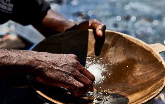 PROYECTO DE LEY DE LA PEQUEÑA MINERÍA Y MINERÍA ARTESANAL FORTALECERÁ  CENTROS MINEROS ARTESANALES PARA CONVERTIRLOS EN EMPRESAS SOSTENIBLES CON RESPONSABILIDAD SOCIAL Y AMBIENTAL – RCR Peru