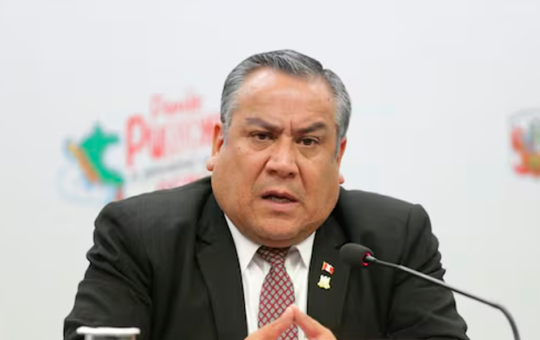 GUSTAVO ADRIANZÉN NO DESCARTÓ DECLARATORIA DE ESTADO DE EMERGENCIA POR INCENDIOS FORESTALES – RCR Peru