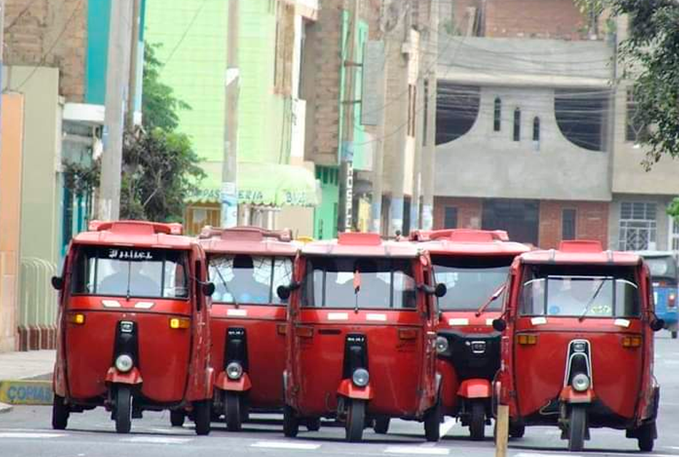 MOTOTAXISTAS ANUNCIAN MOVILIZACIÓN EL 26 DE OCTUBRE POR INCREMENTO DE EXTORSIONES Y COBRO DE CUPOS – RCR Peru