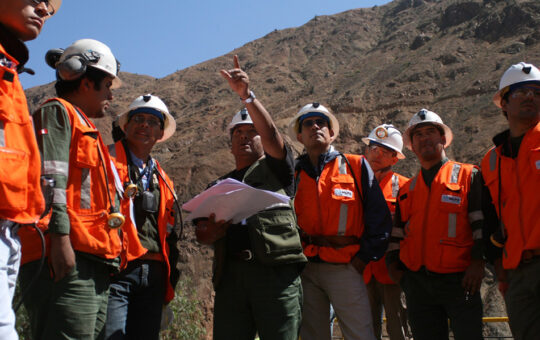 GARANTIZAR LA CONTINUIDAD DE LAS ACTIVIDADES DE EXPLORACIÓN, EXPLOTACIÓN Y BENEFICIO, ES DE INTERÉS NACIONAL – RCR Peru