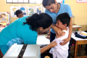 SEIS DISTRITOS DE CAJAMARCA ALCANZAN LA META DE VACUNACIÓN CONTRA LA POLIO Y EL SARAMPIÓN – RCR Peru