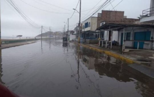 ¡A PROTEGERSE! COSTA SUR SOPORTARÁ LLUVIAS INTENSAS DESDE EL MARTES 8 AL JUEVES 10 – RCR Peru
