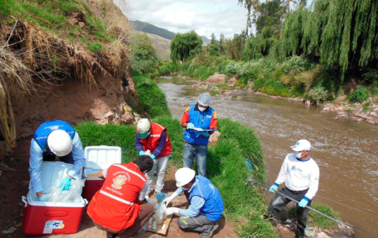 OFICINA DEFENSORIAL SUPERVISA FUENTES DE CAPTACIÓN DE AGUA Y PROYECTOS HÍDRICOS EN LA REGIÓN – RCR Peru