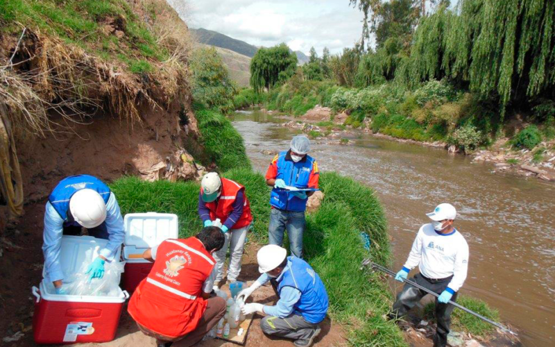 OFICINA DEFENSORIAL SUPERVISA FUENTES DE CAPTACIÓN DE AGUA Y PROYECTOS HÍDRICOS EN LA REGIÓN – RCR Peru