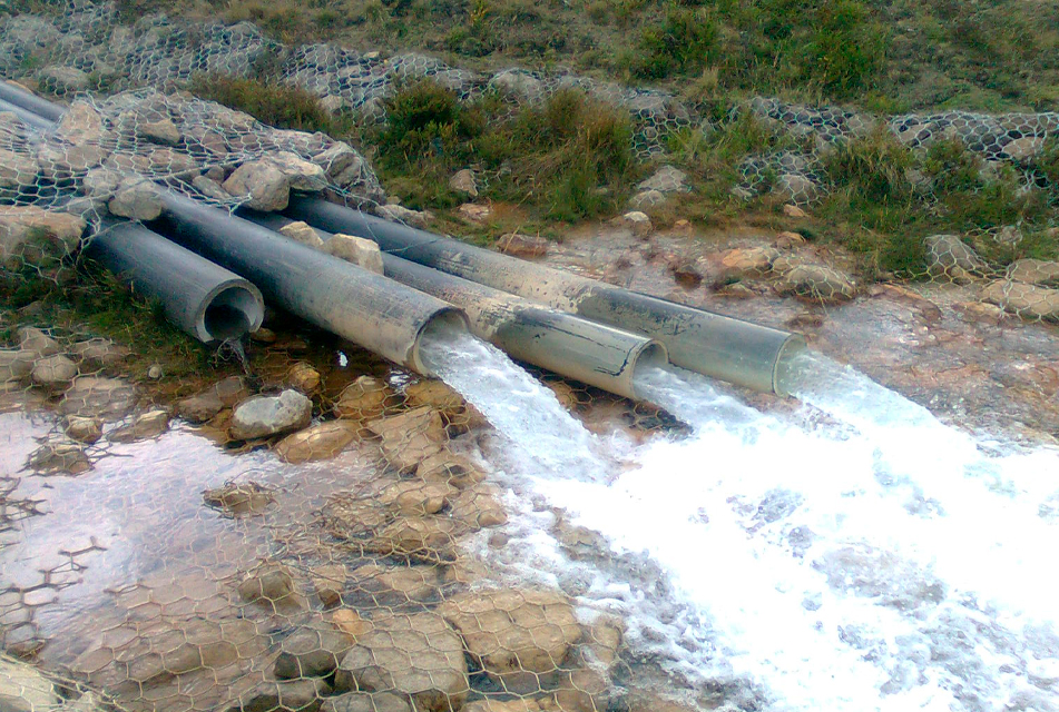 FALTA DE INFRAESTRUCTURA HÍDRICA ORIGINA PÉRDIDA DE AGUA EN CAJAMARCA – RCR Peru