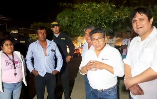 CONDENAN AGRESIÓN A FUNCIONARIOS Y ENFATIZAN QUE PEQUEÑOS GRUPOS VIOLENTISTAS NO PUEDEN PARALIZAR DESARROLLO EN LOCUTO – RCR Peru