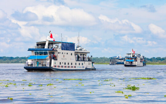 PROGRAMA PAIS LLEVA SERVICIOS BÁSICOS A TRAVÉS DE PLATAFORMAS ITINERANTES A LAS ZONAS MÁS AISLADAS DE LORETO – RCR Peru