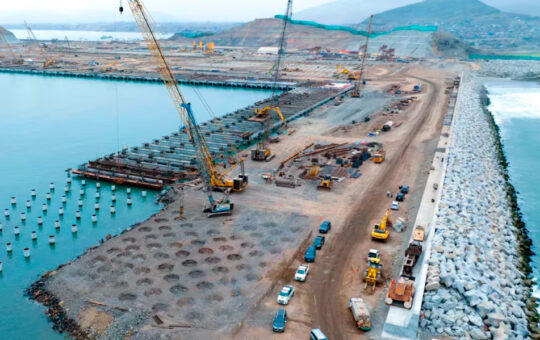 “EL PUERTO DE CHANCAY REDEFINE LA POSICIÓN GEOPOLÍTICA DEL PERÚ” – RCR Peru