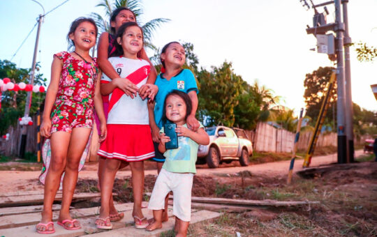 MINISTRO JORGE MONTERO ANUNCIA PROYECTOS PARA MEJORAR EL SUMINISTRO ELÉCTRICO EN IQUITOS – RCR Peru