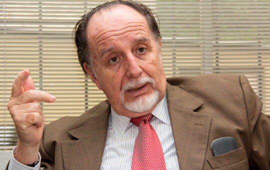 DICTADURA CHAVISTA EN VENEZUELA PODRÍA CAER COMO EL RÉGIMEN SIRIO DE AL-ASSAD – RCR Peru