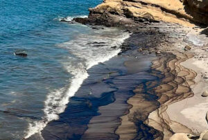 DERRAME DE PETRÓLEO GOLPEA DURAMENTE A PESCADORES Y TURISMO EN LOBITOS – RCR Peru